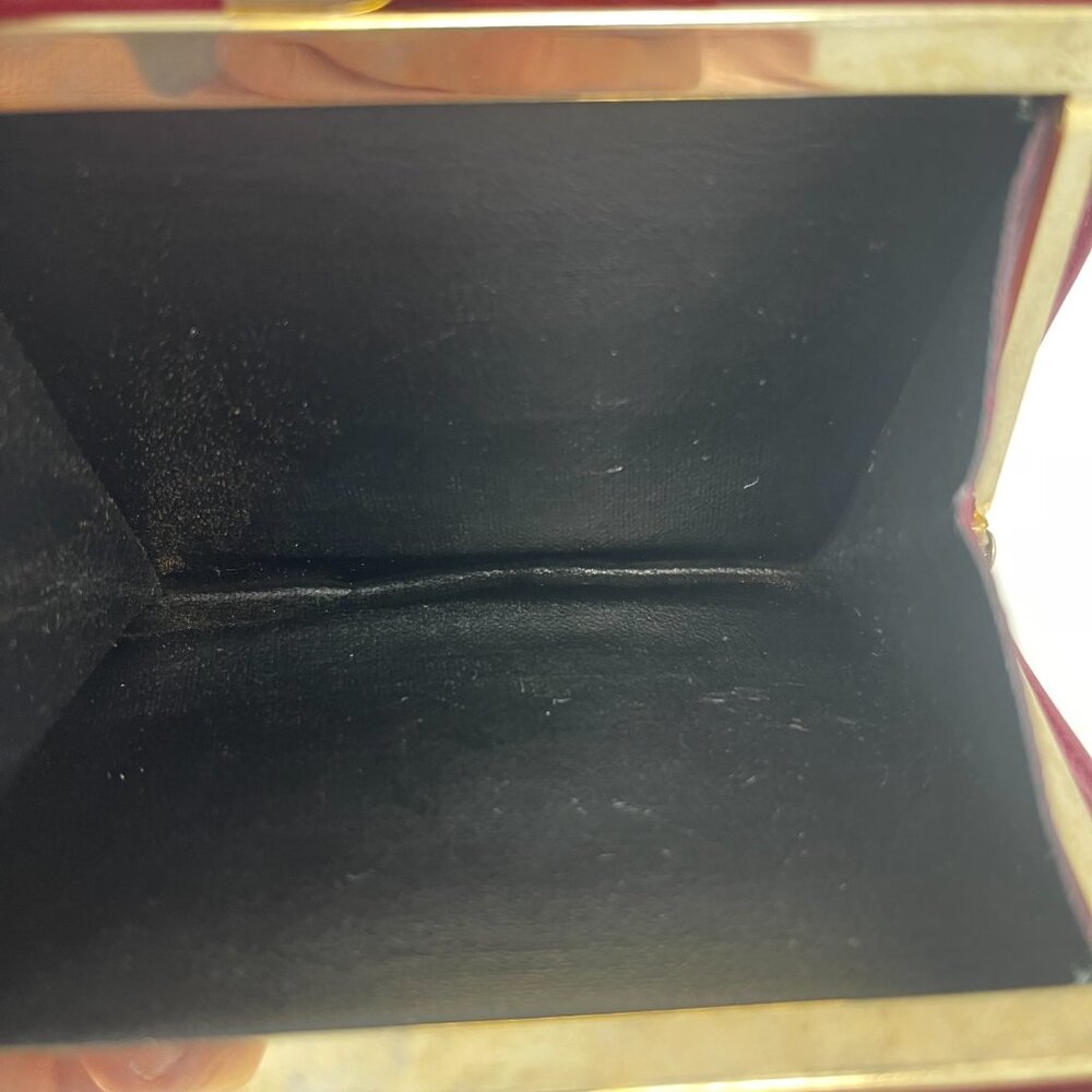 Celine Vintage Bordeaux Compact Wallet w/ Kisslock Coin Compartment - Preowned - Picture 8 of 14